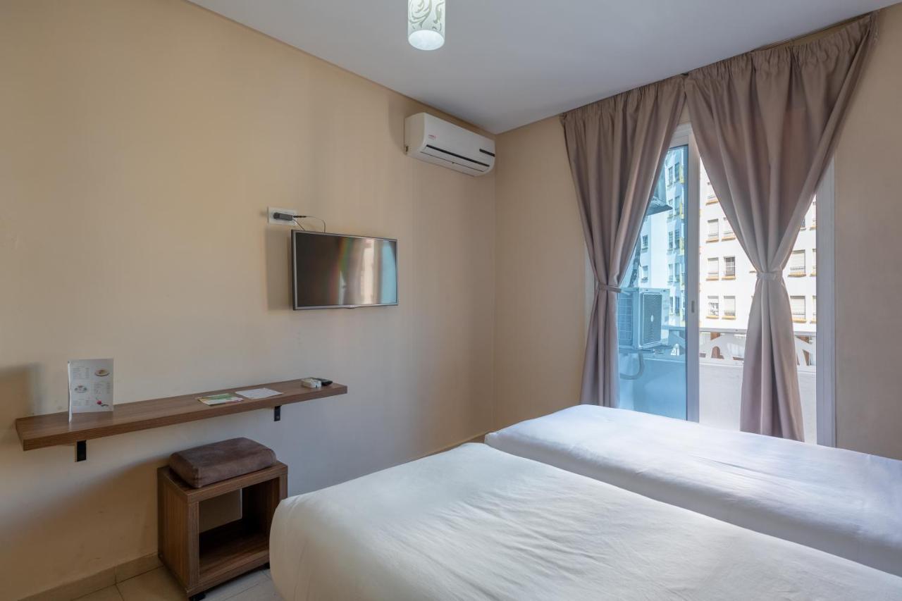 Hotel Etoile Du Nord Tanger Exteriör bild